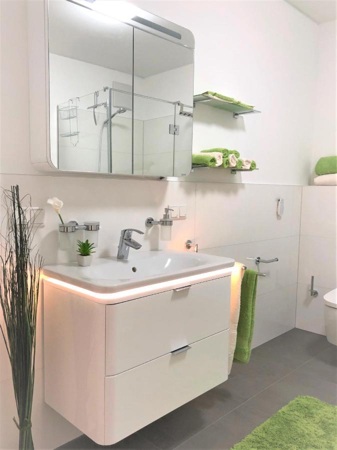 Panorama Penthouse Apartment Mit Klima Und Whirlpool Fuer Bis Zu 6 Personen Frankenthal  Eksteriør billede